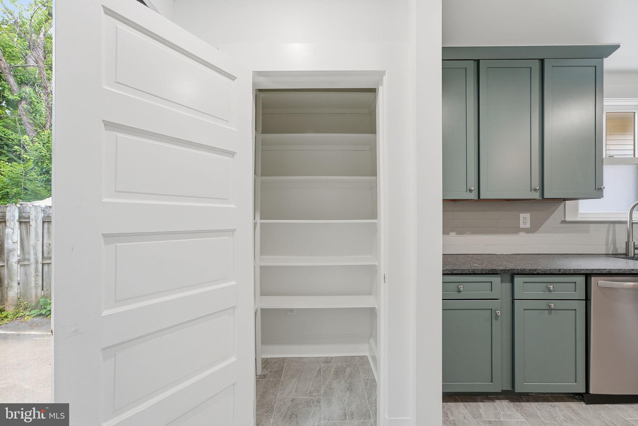 EDGEMONT - Residential