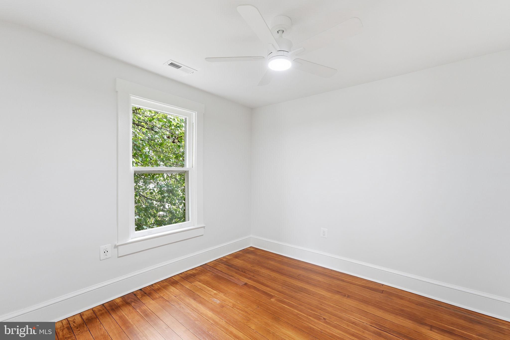 EDGEMONT - Residential