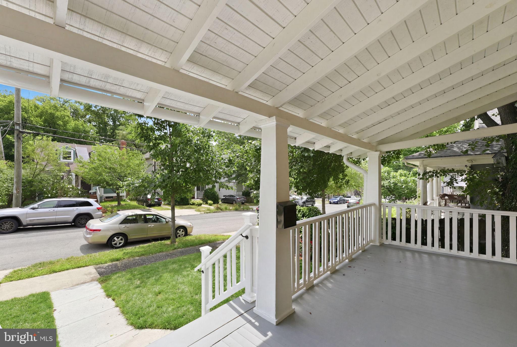 EDGEMONT - Residential