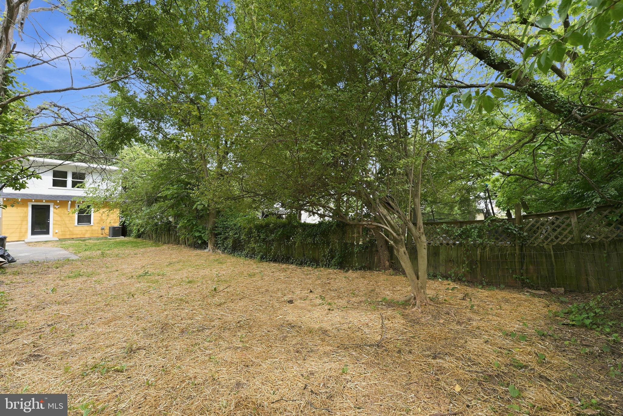 EDGEMONT - Residential