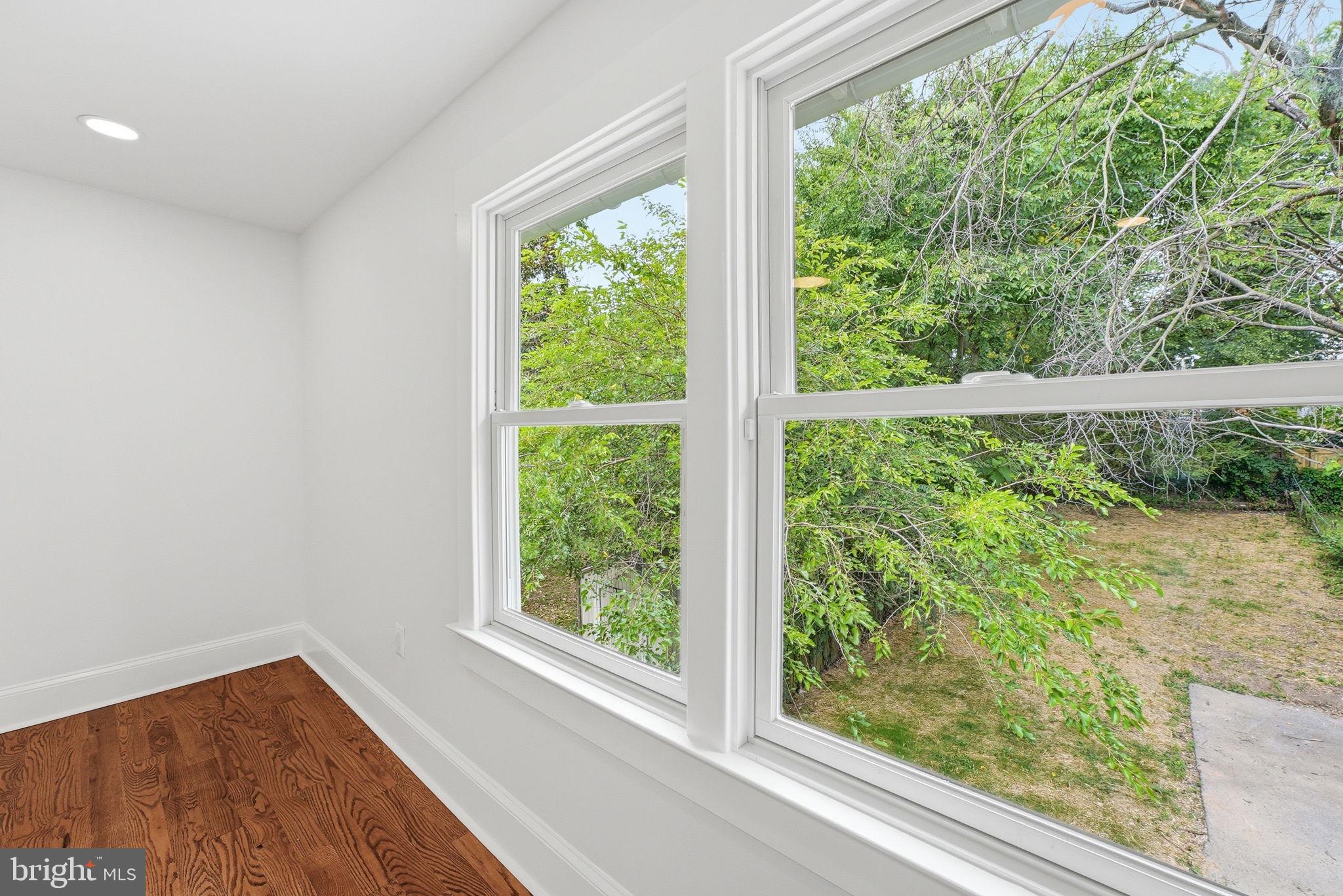 EDGEMONT - Residential