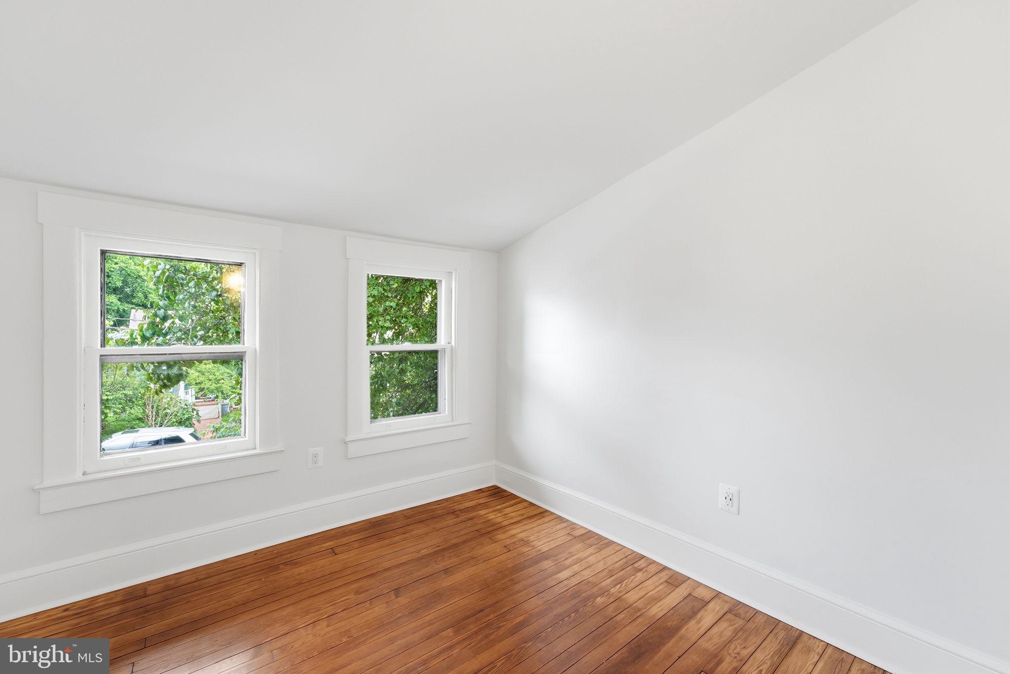 EDGEMONT - Residential