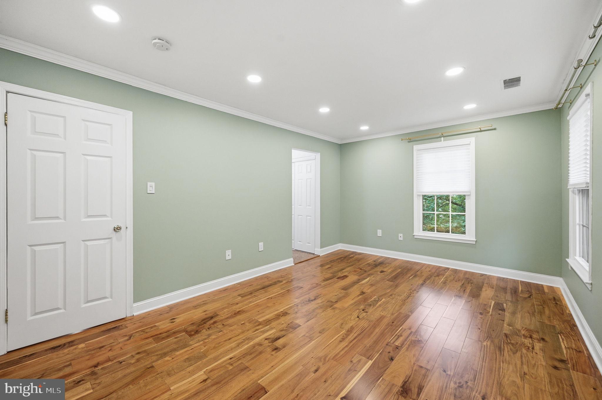 DEEPWOOD - Residential