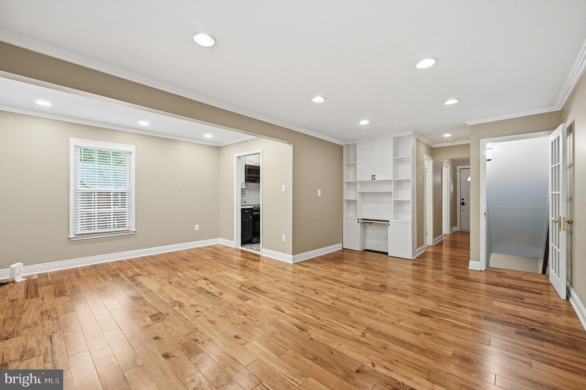 DEEPWOOD - Residential
