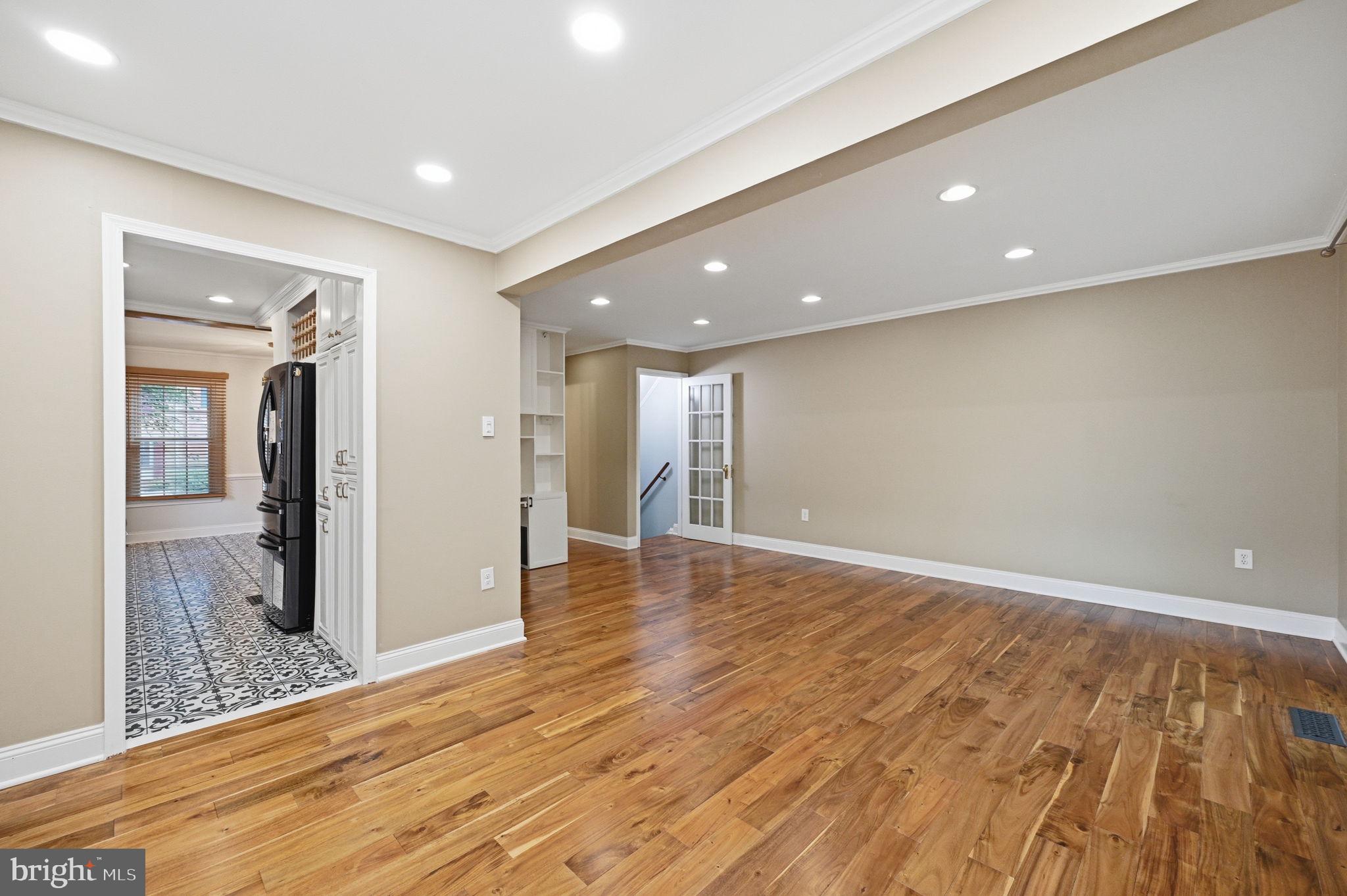 DEEPWOOD - Residential
