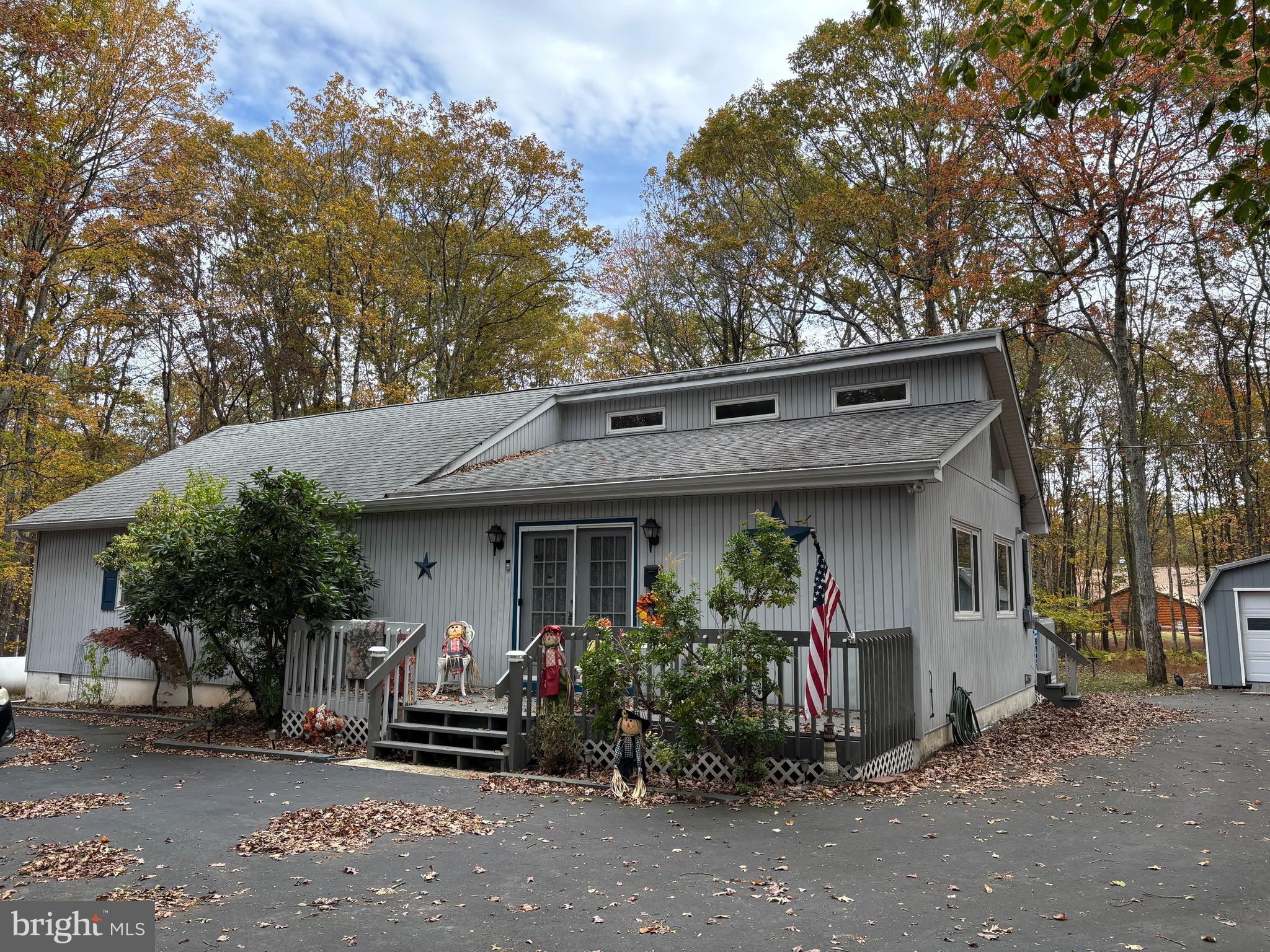 TOWAMENSING TRAILS - Residential