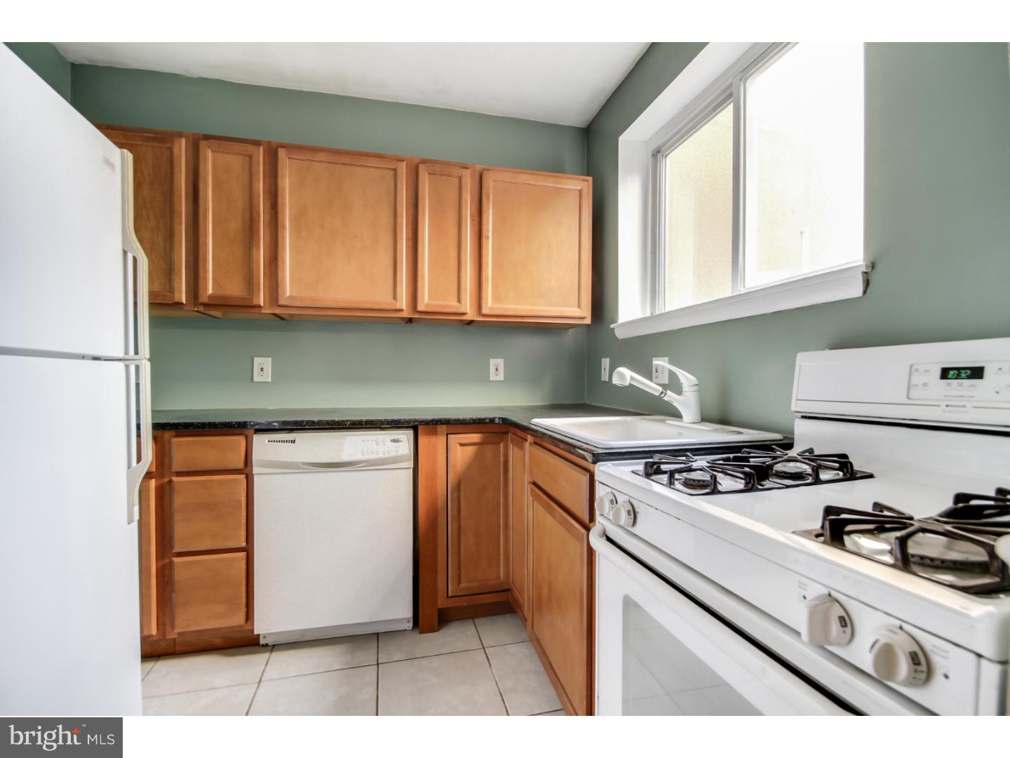 PORT RICHMOND - Residential