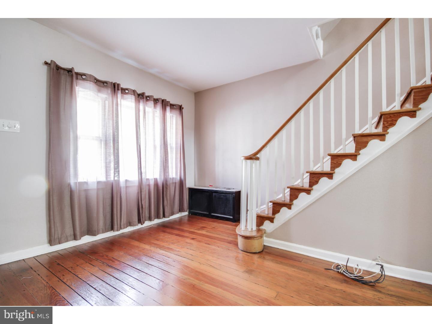 PORT RICHMOND - Residential