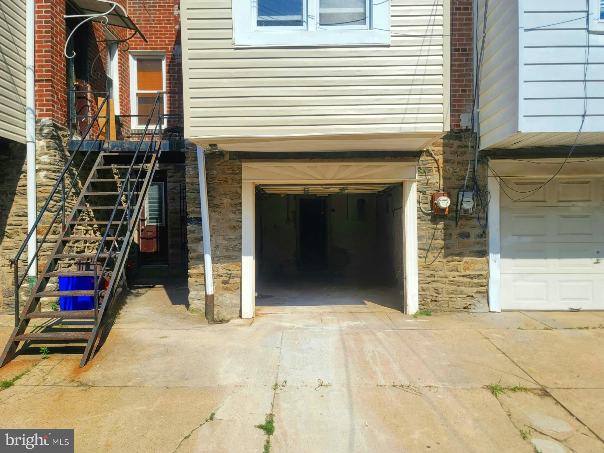 LOGAN - Residential