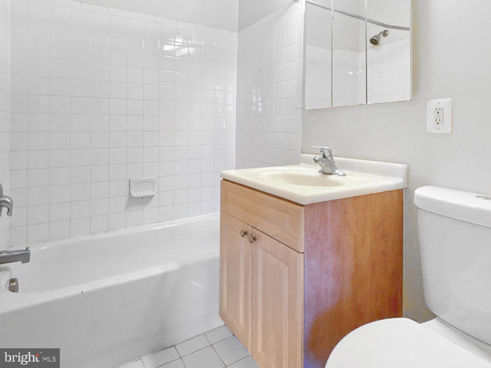 THE FAIRMONT 1005 CONDO - Residential