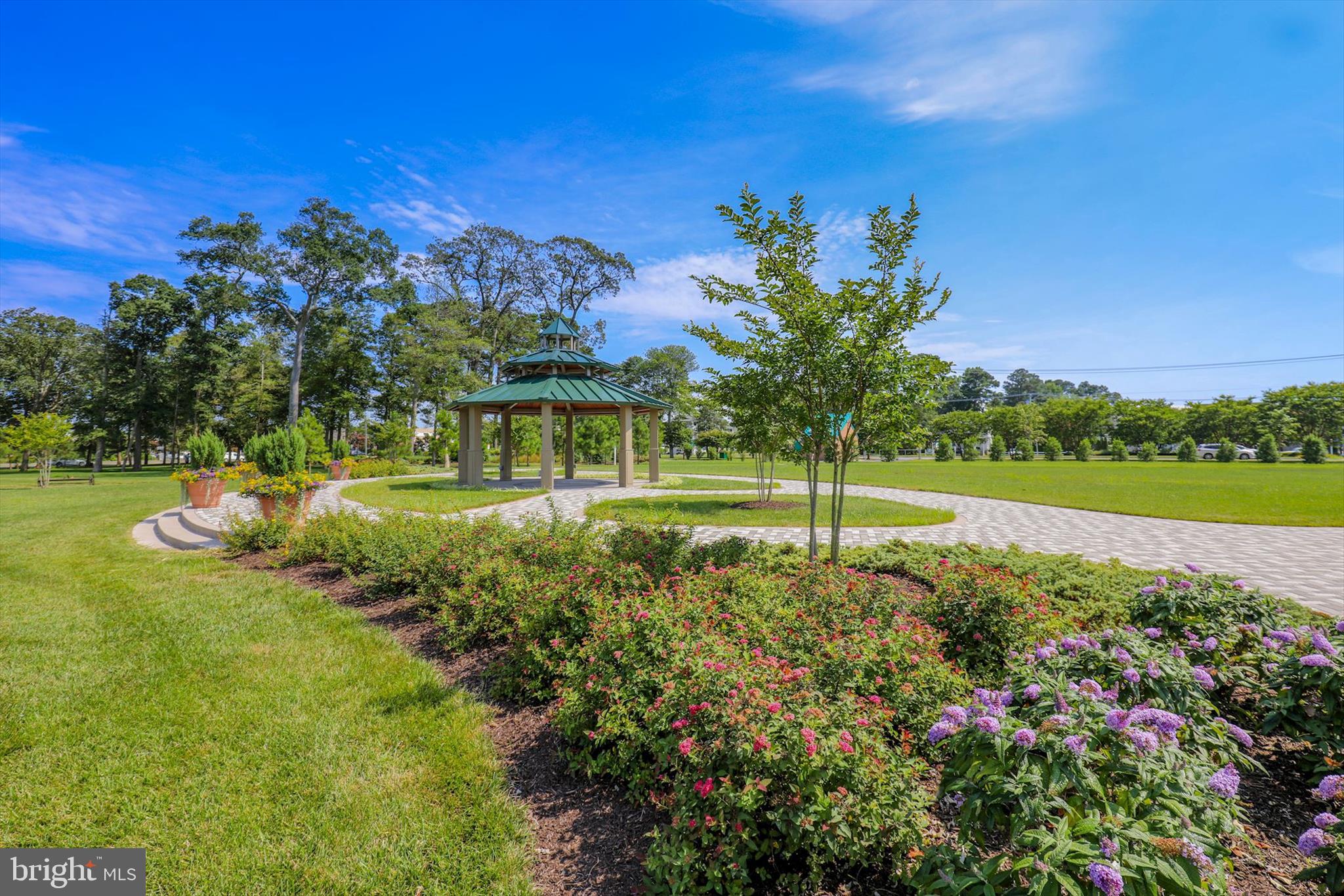 VILLAS OF BETHANY WEST - Residential