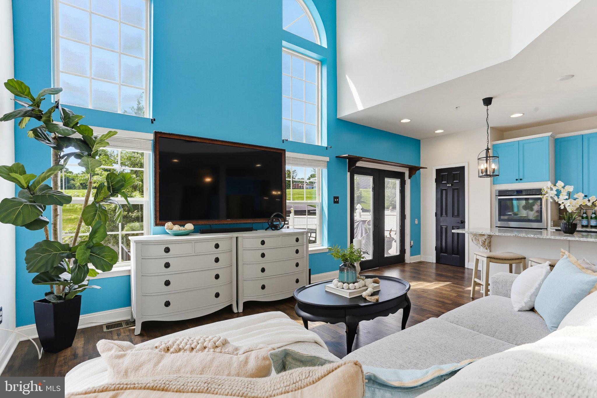MARRIOTT'S CHOICE - Residential