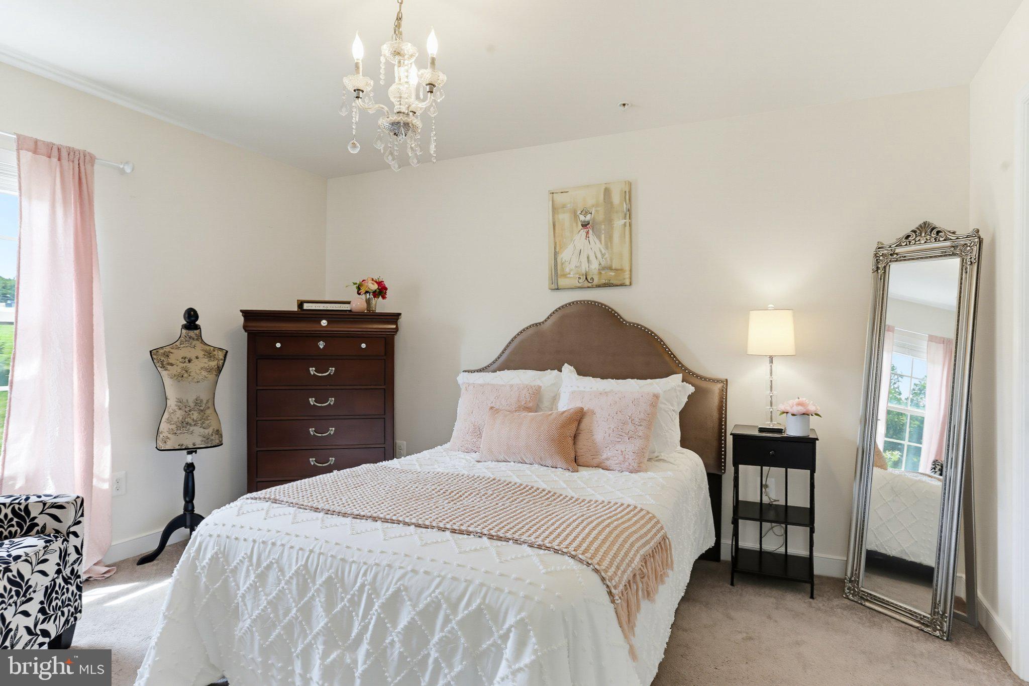 MARRIOTT'S CHOICE - Residential