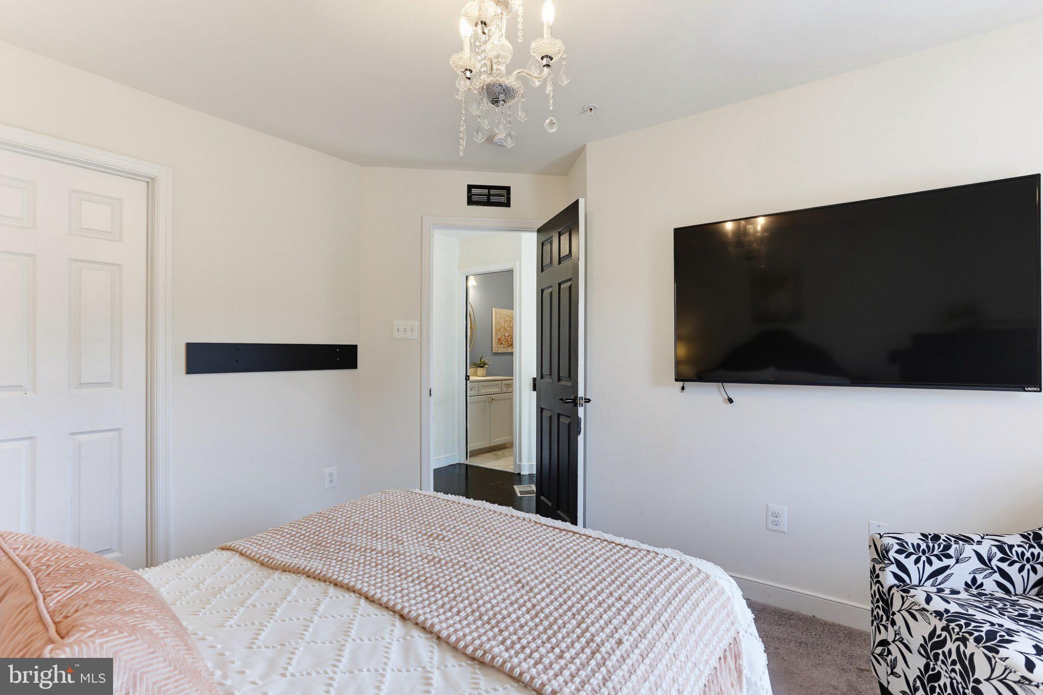 MARRIOTT'S CHOICE - Residential