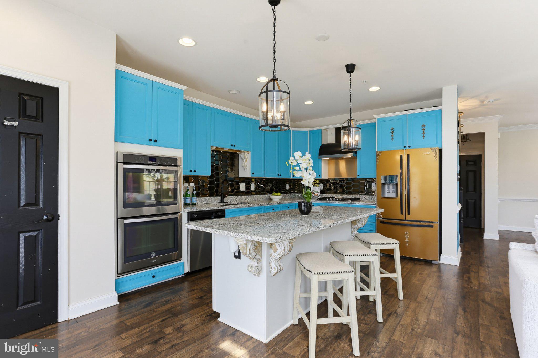 MARRIOTT'S CHOICE - Residential
