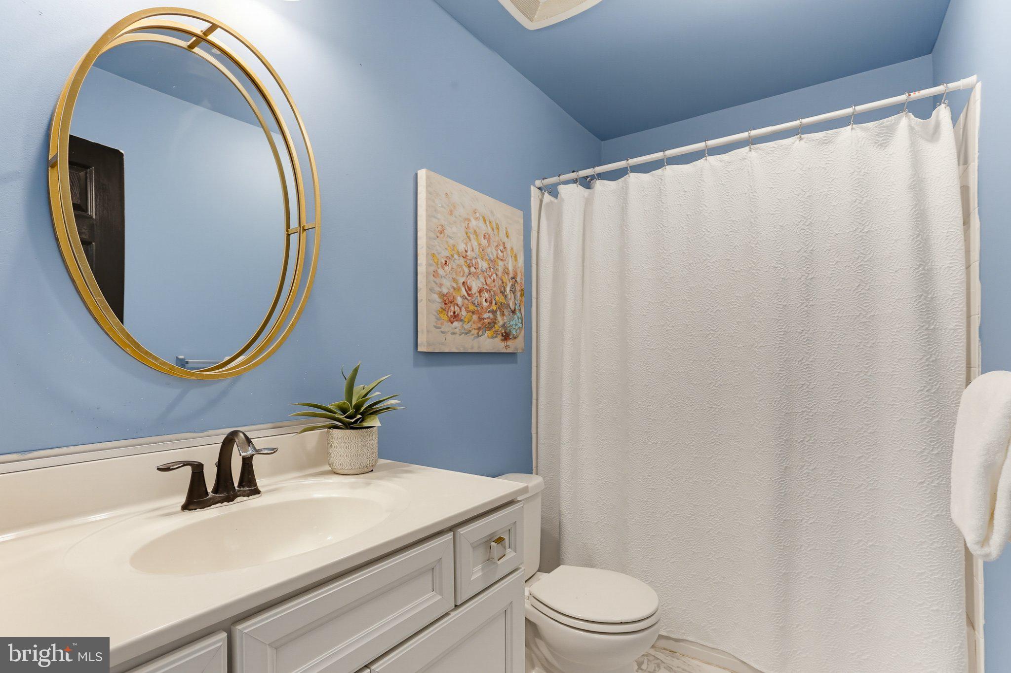 MARRIOTT'S CHOICE - Residential
