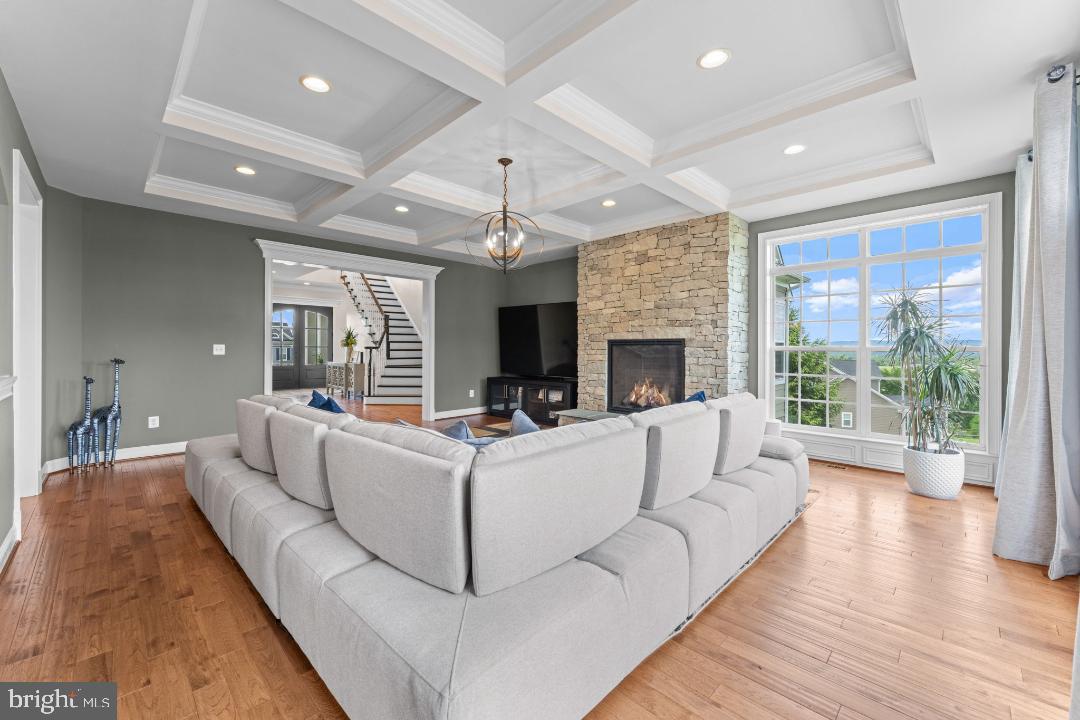 THE CREST AT WATERFORD - Residential