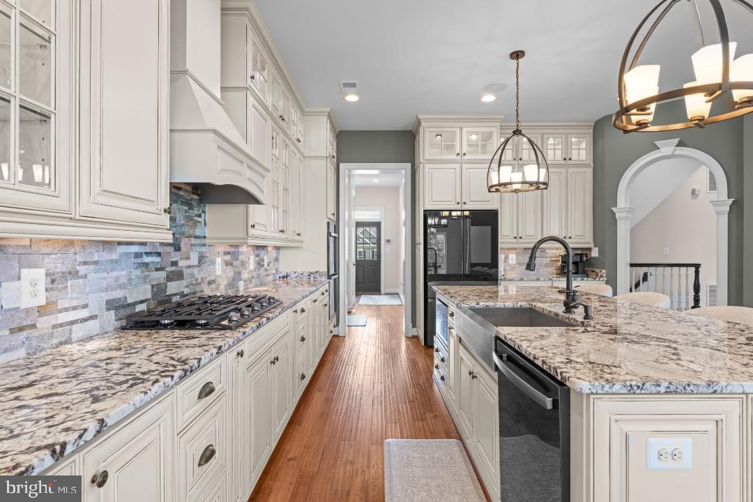 THE CREST AT WATERFORD - Residential