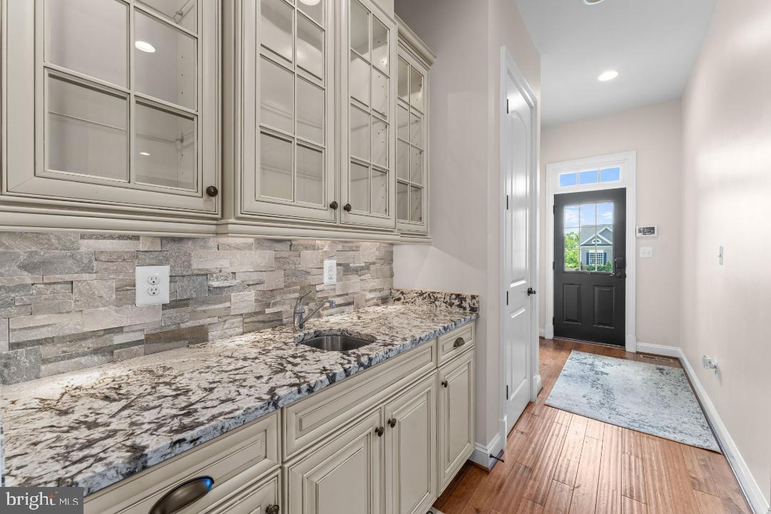THE CREST AT WATERFORD - Residential