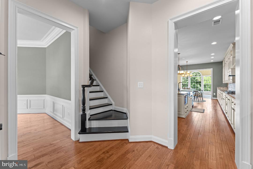 THE CREST AT WATERFORD - Residential