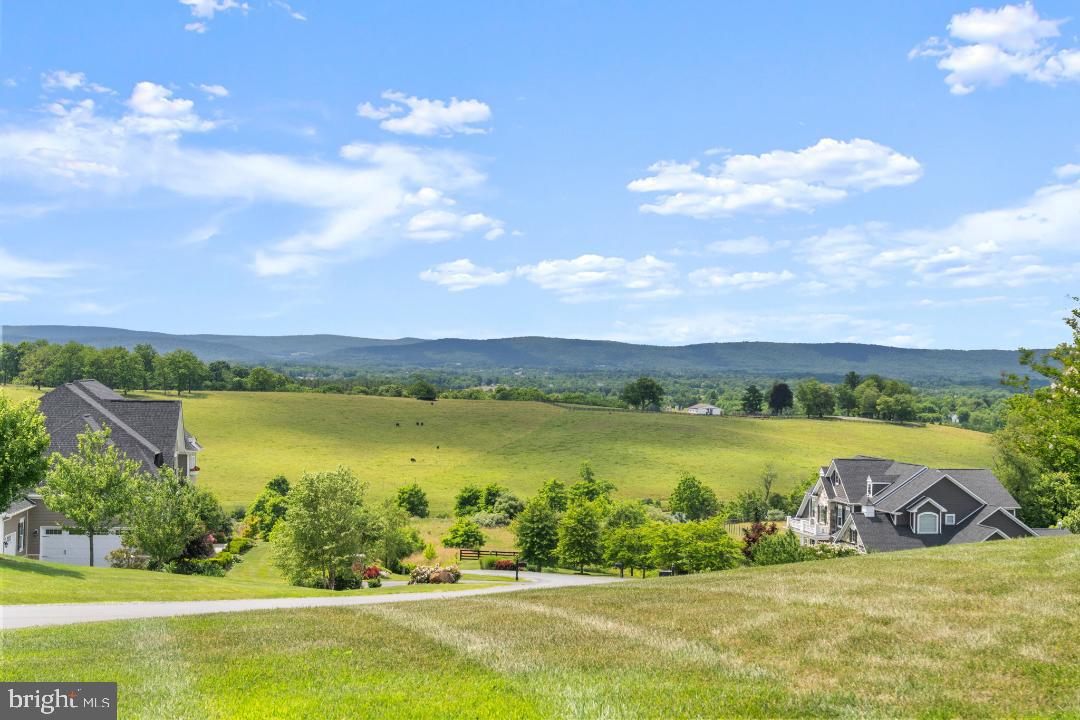 THE CREST AT WATERFORD - Residential