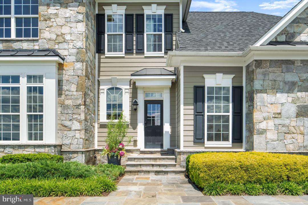 THE CREST AT WATERFORD - Residential