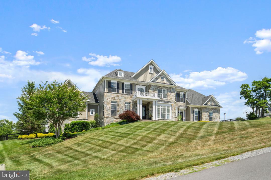 THE CREST AT WATERFORD - Residential