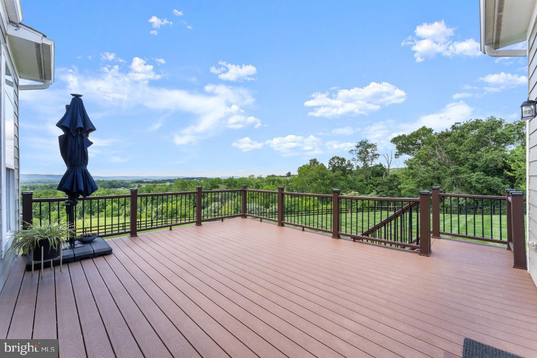 THE CREST AT WATERFORD - Residential