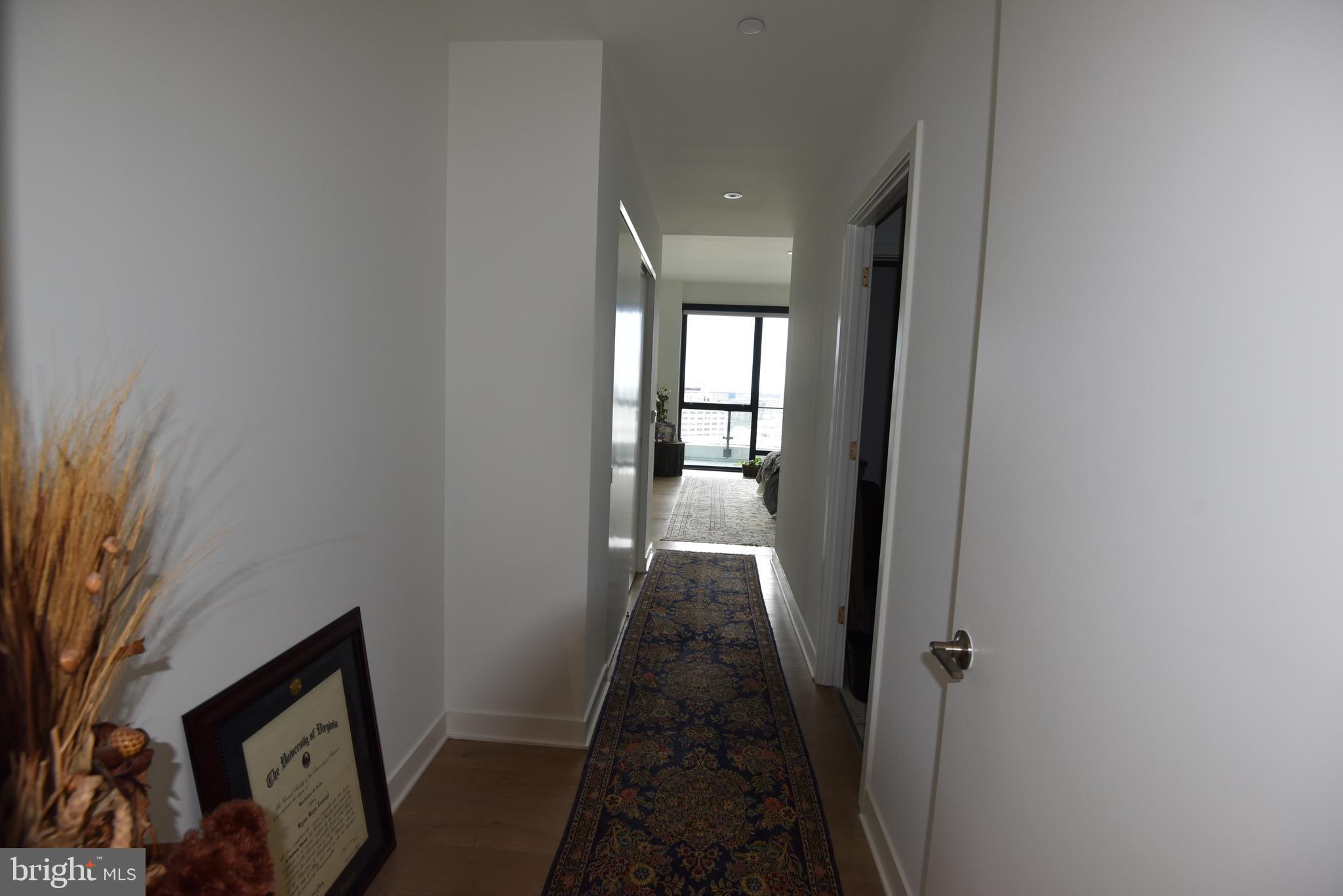 THE VERSE CONDO - Residential Lease