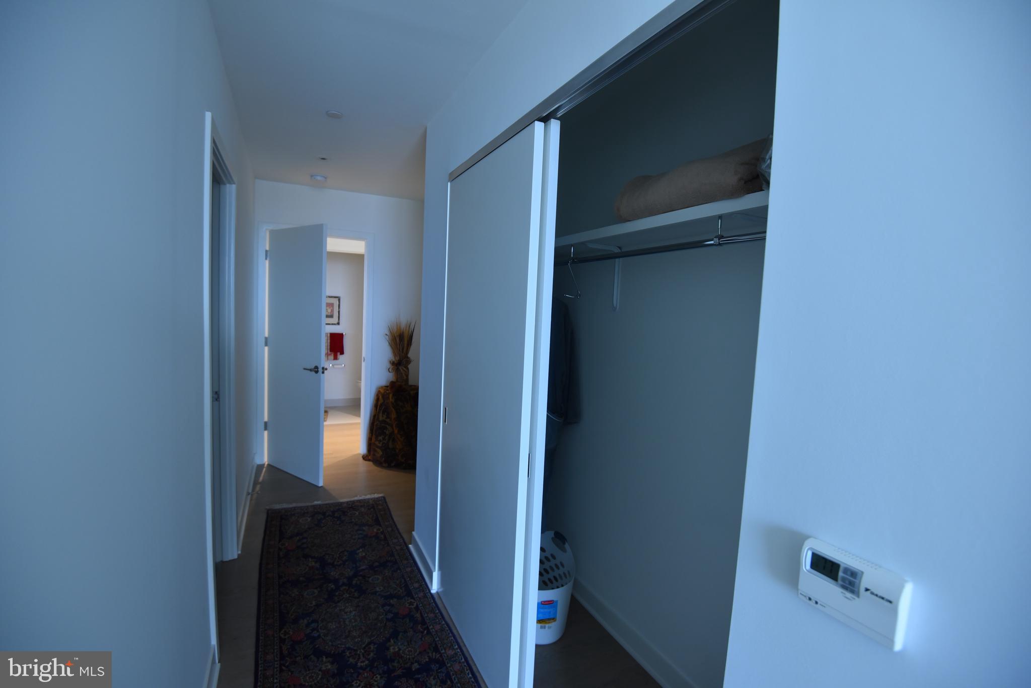 THE VERSE CONDO - Residential Lease