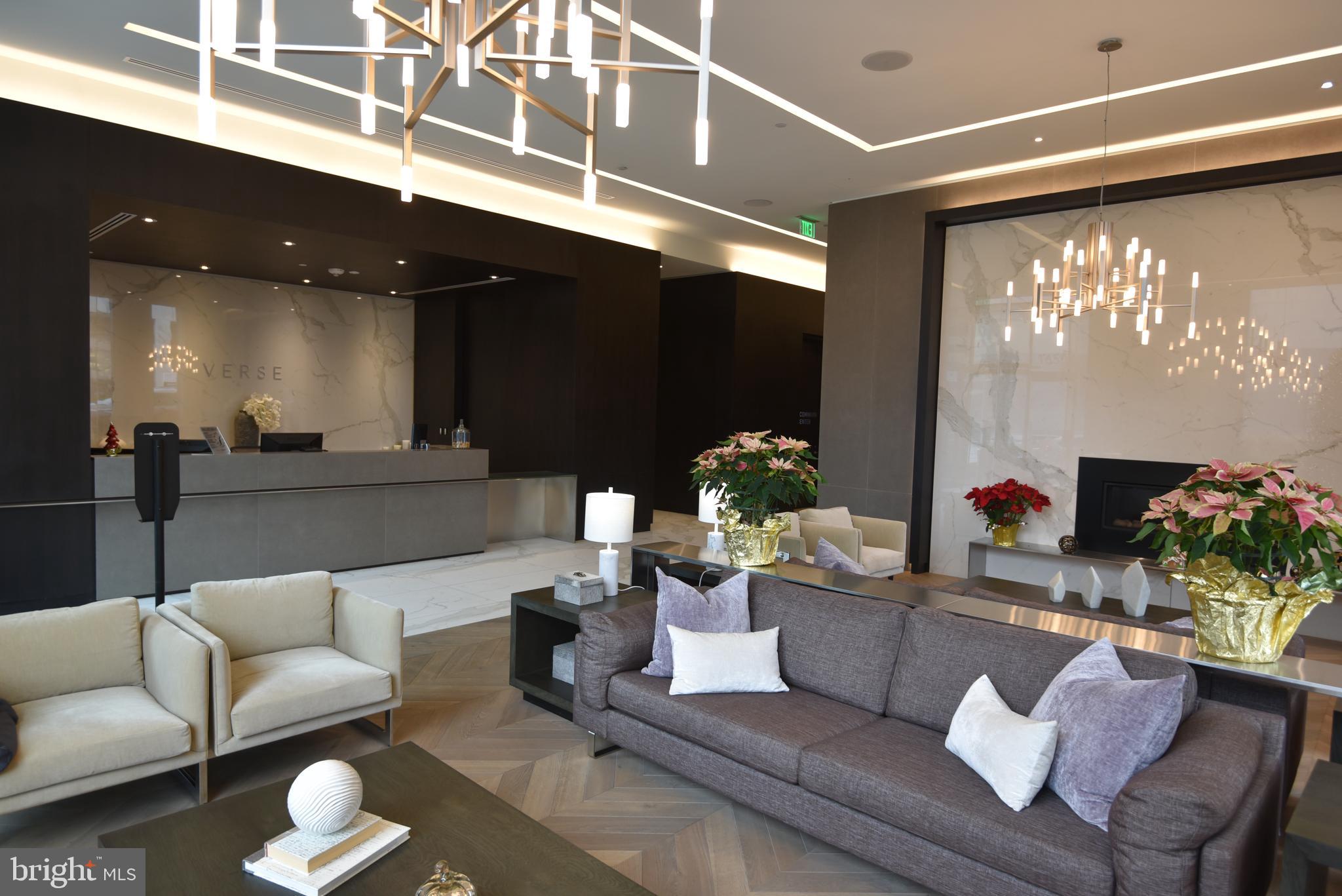 THE VERSE CONDO - Residential Lease