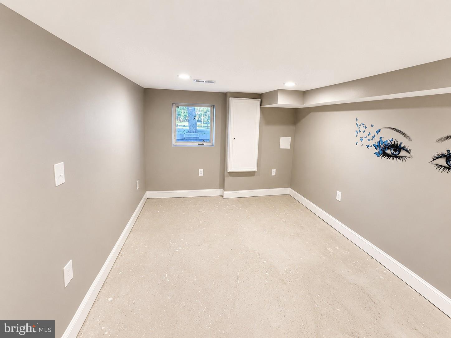 OLIVER - Residential
