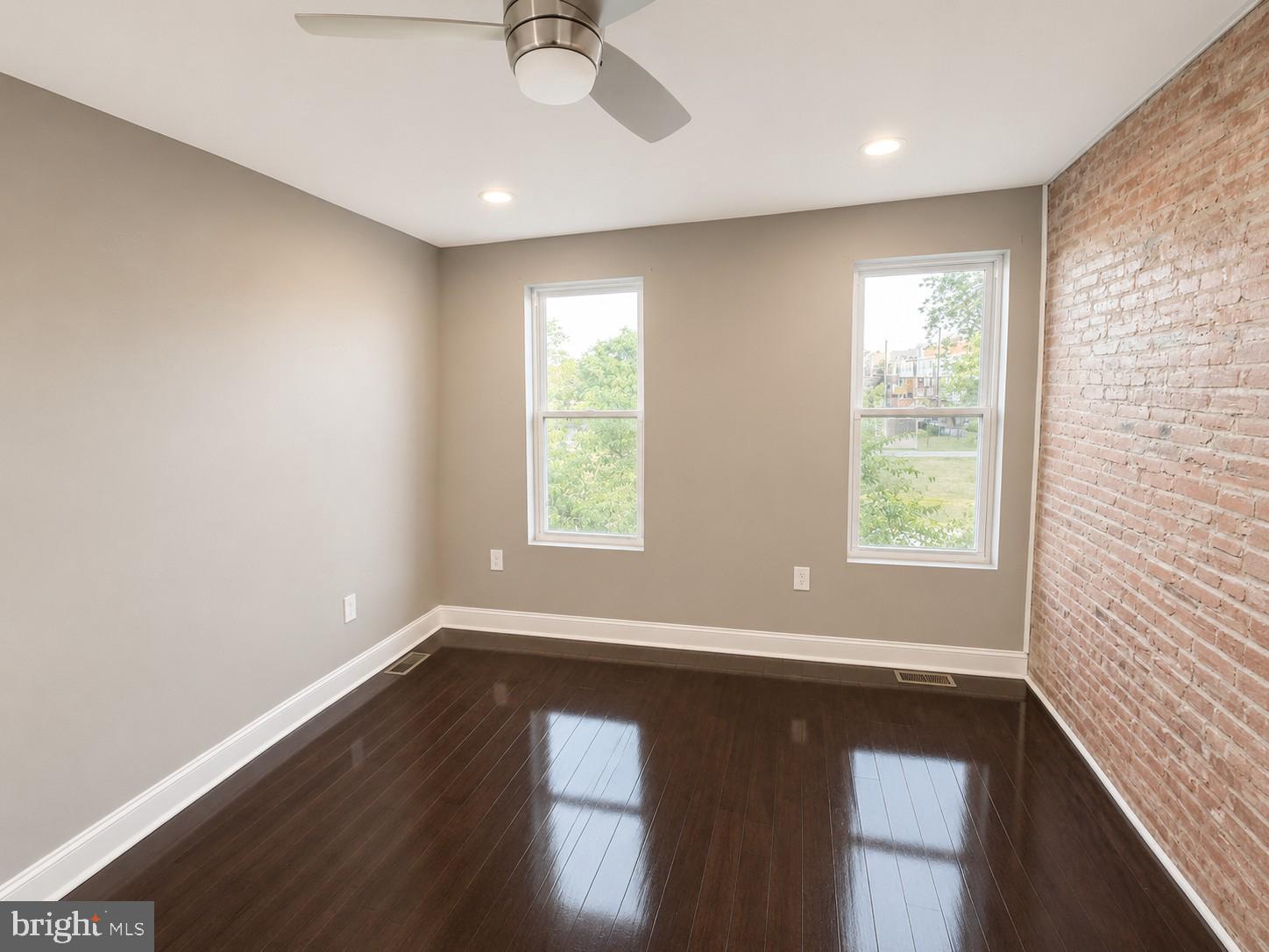 OLIVER - Residential