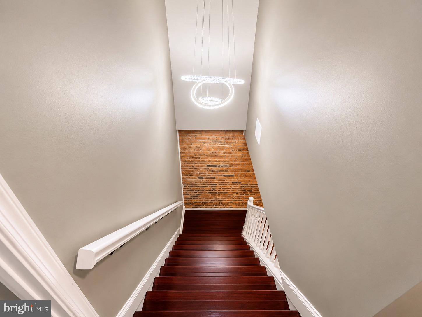 OLIVER - Residential