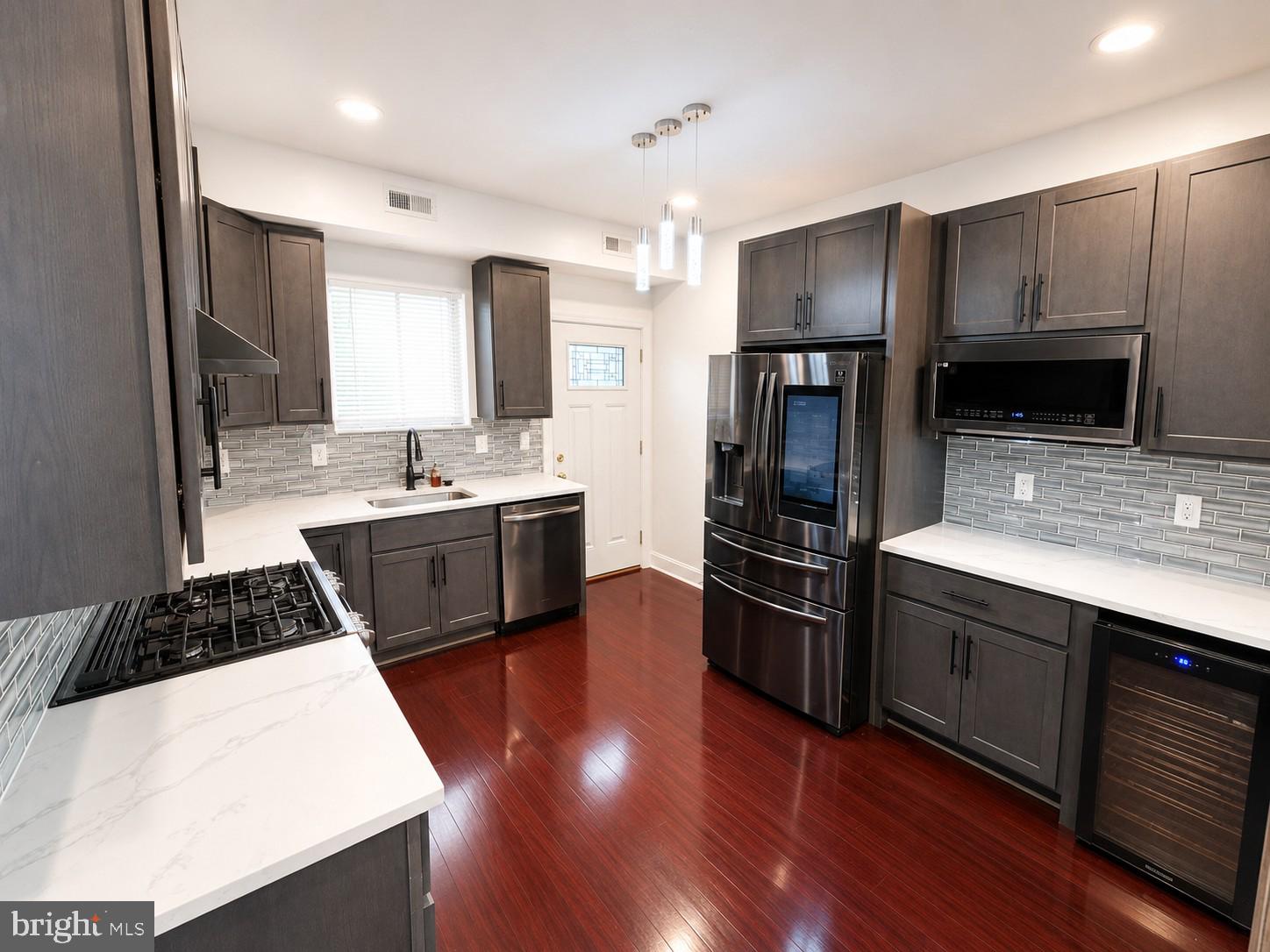 OLIVER - Residential