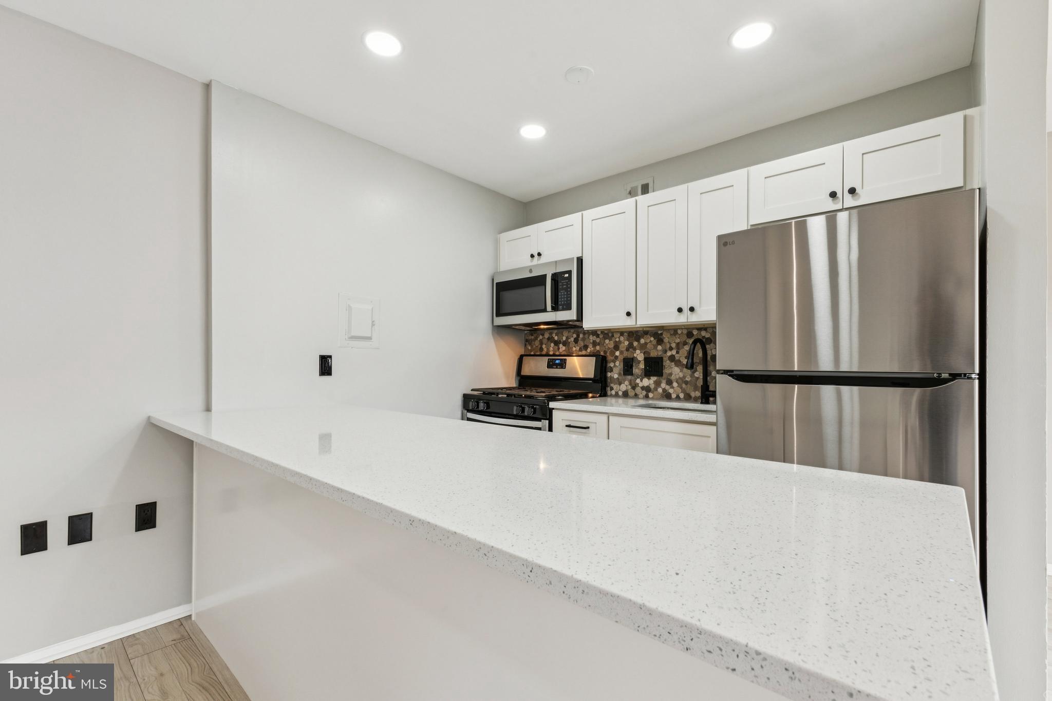 OCCOQUAN RIDGE CONDO - Residential