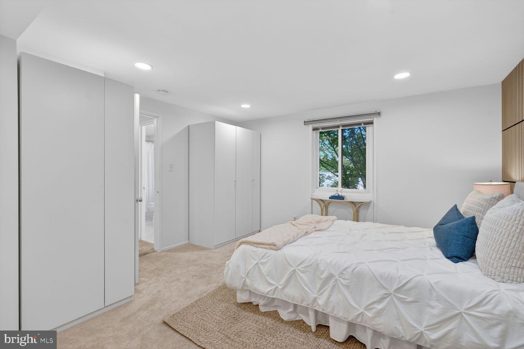 STEDWICK TOWNHOUSES - Residential