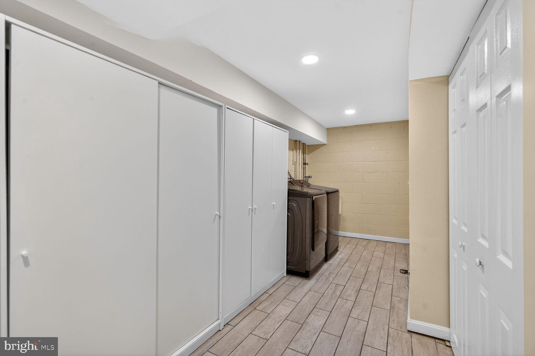 STEDWICK TOWNHOUSES - Residential