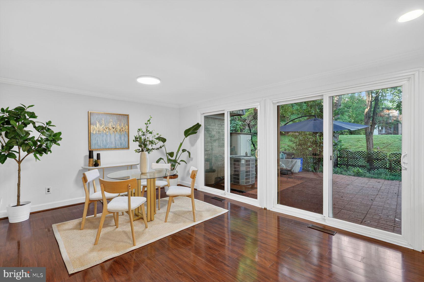 STEDWICK TOWNHOUSES - Residential