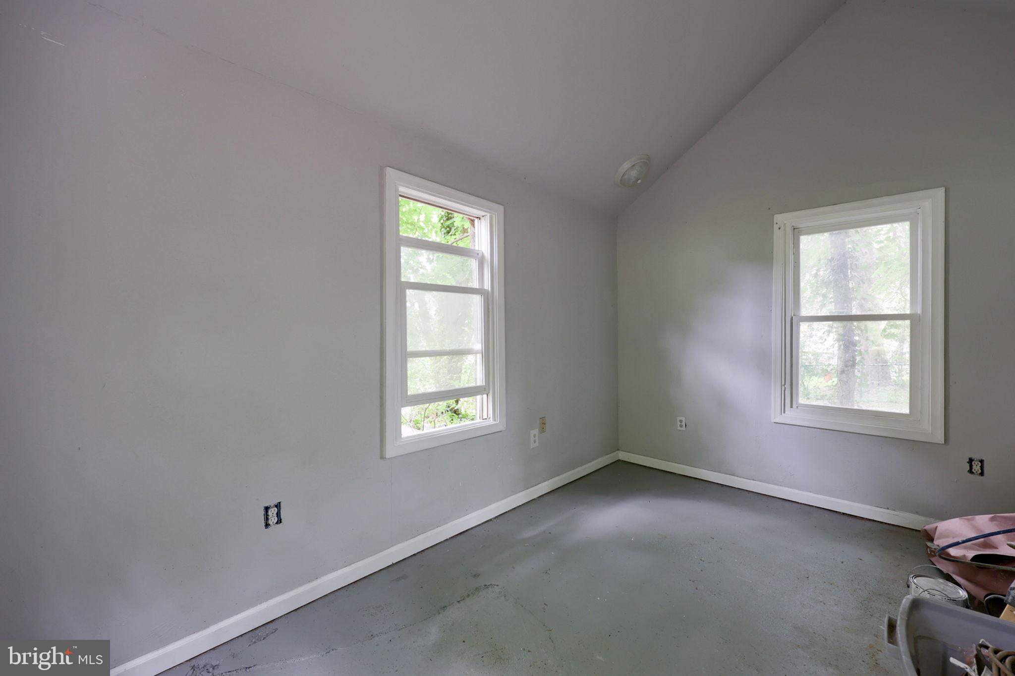 WINDSOR TWP - Residential