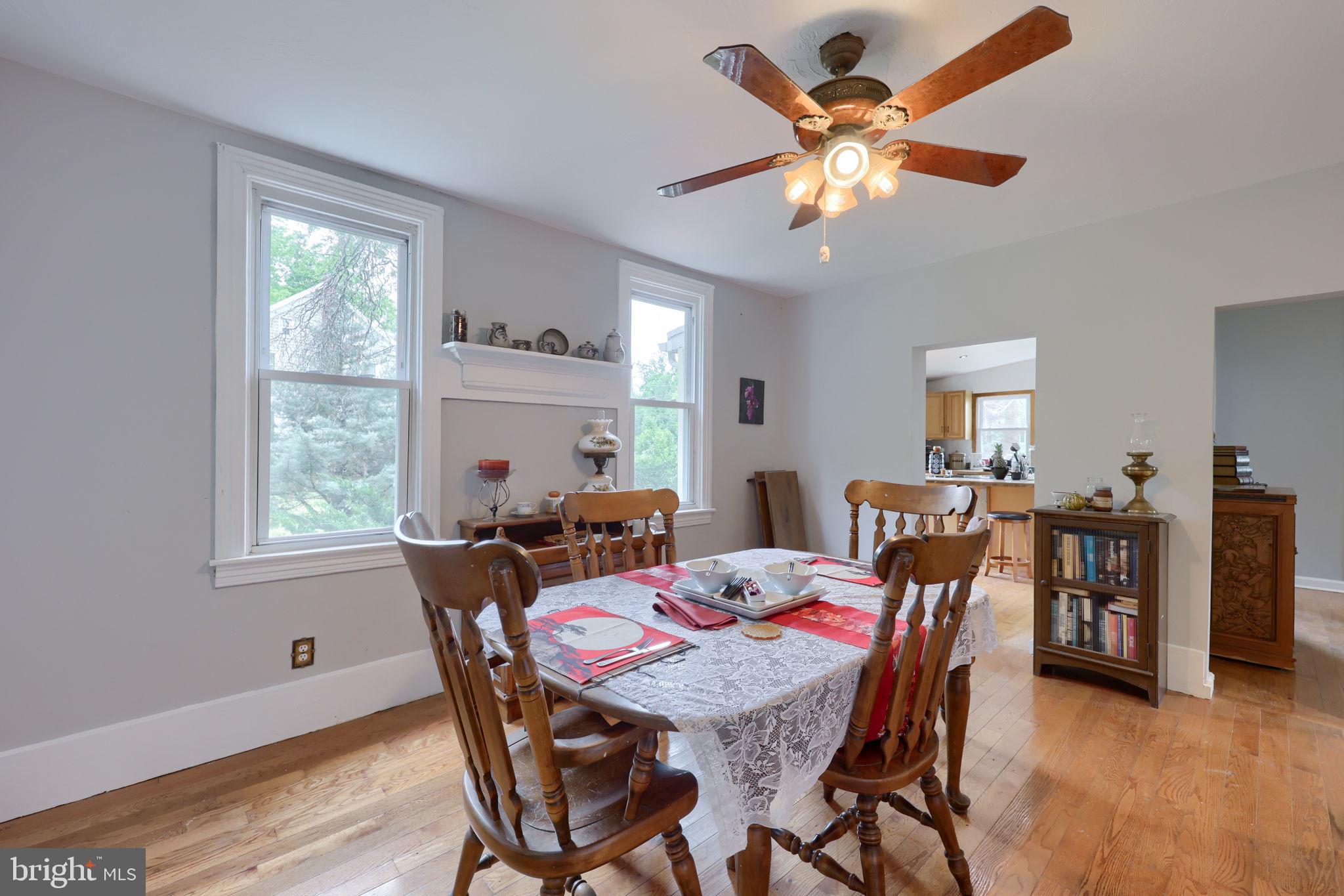 WINDSOR TWP - Residential