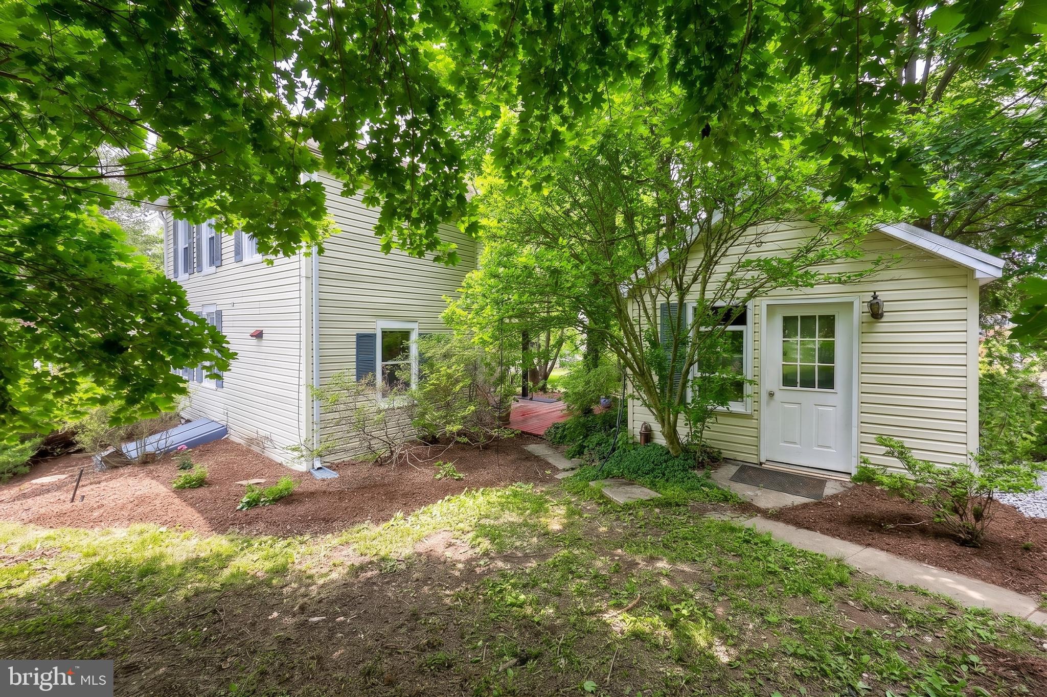 WINDSOR TWP - Residential