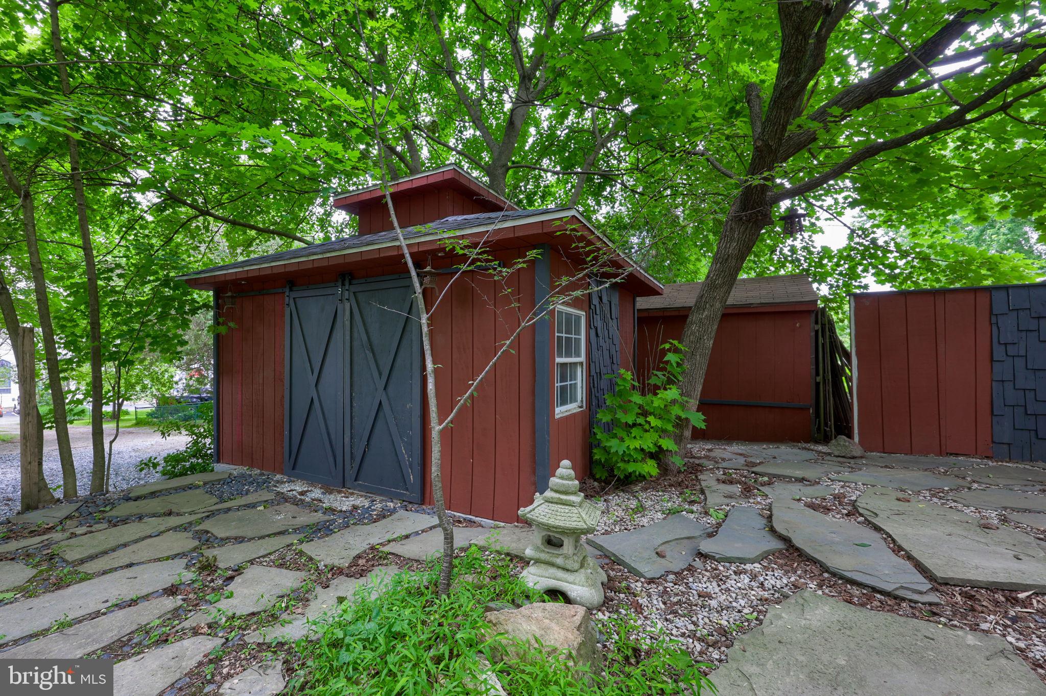 WINDSOR TWP - Residential