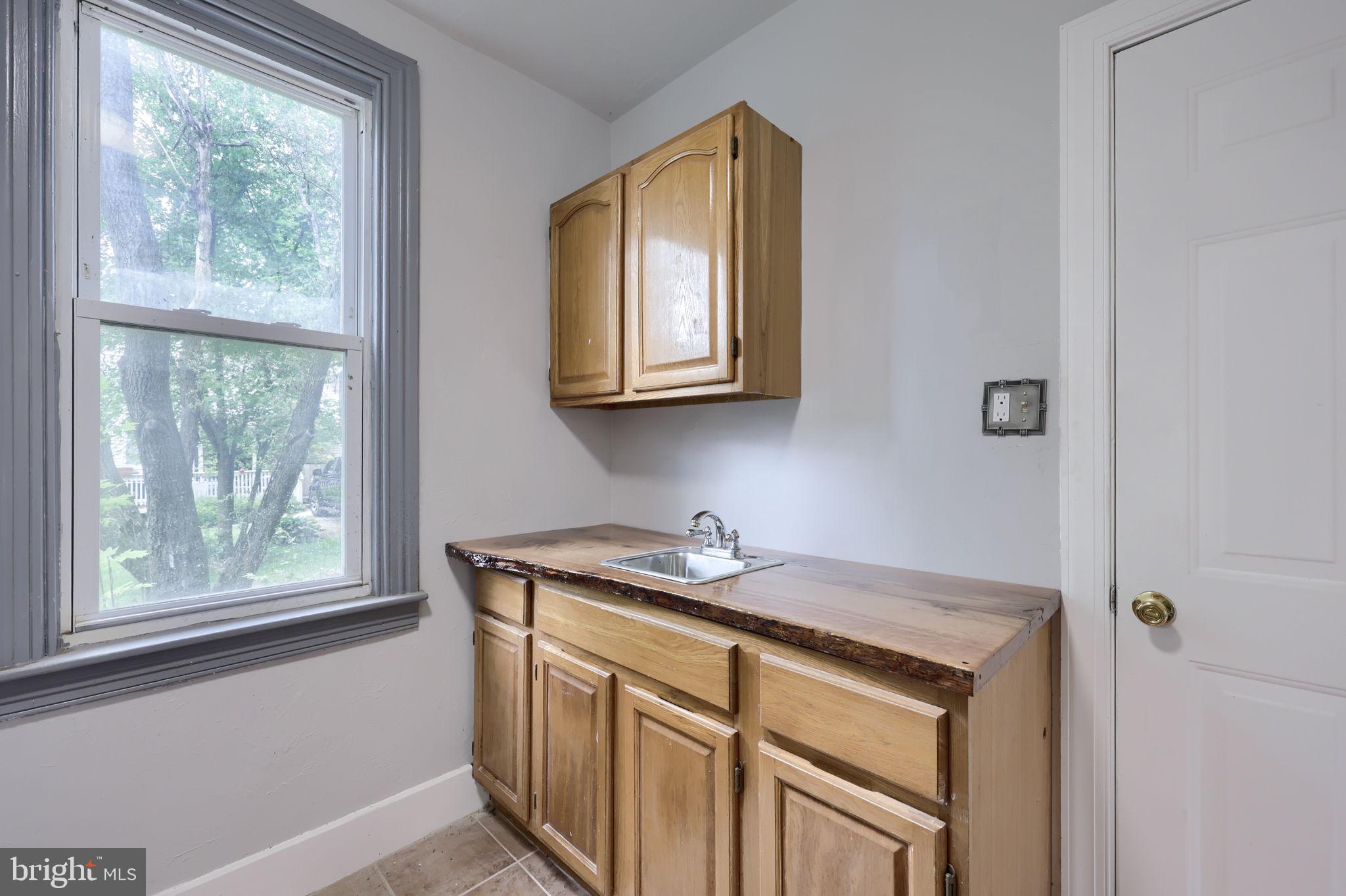 WINDSOR TWP - Residential