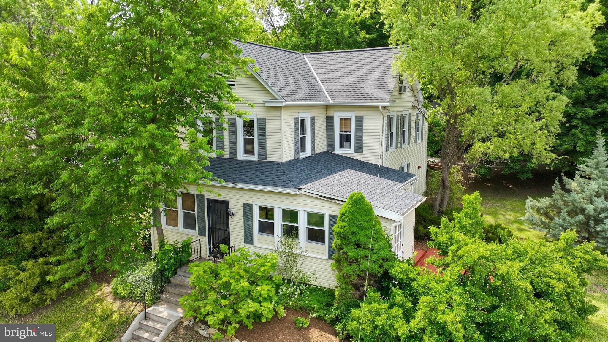 WINDSOR TWP - Residential