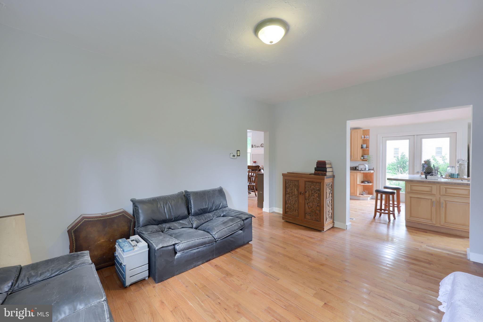 WINDSOR TWP - Residential