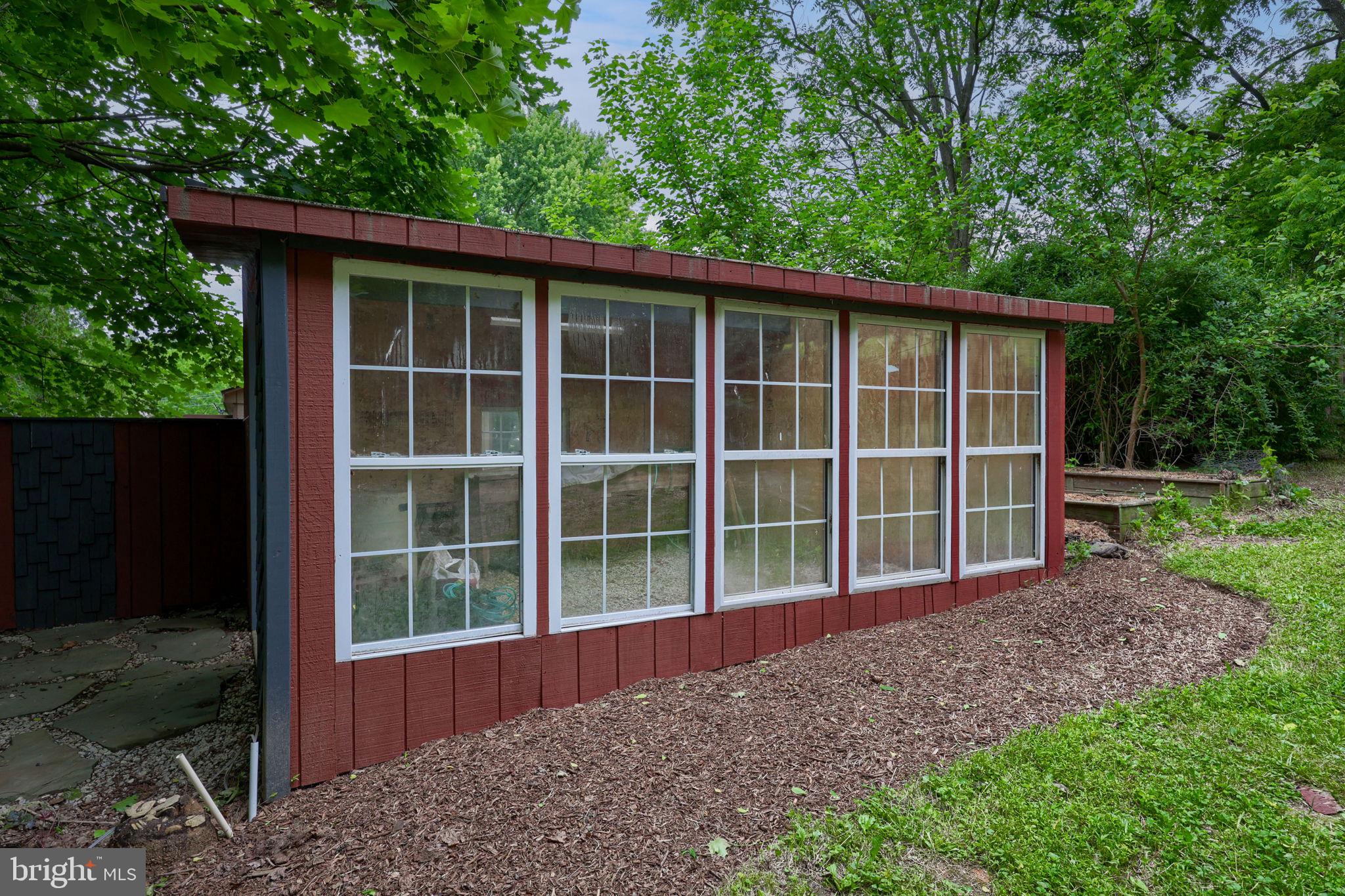 WINDSOR TWP - Residential