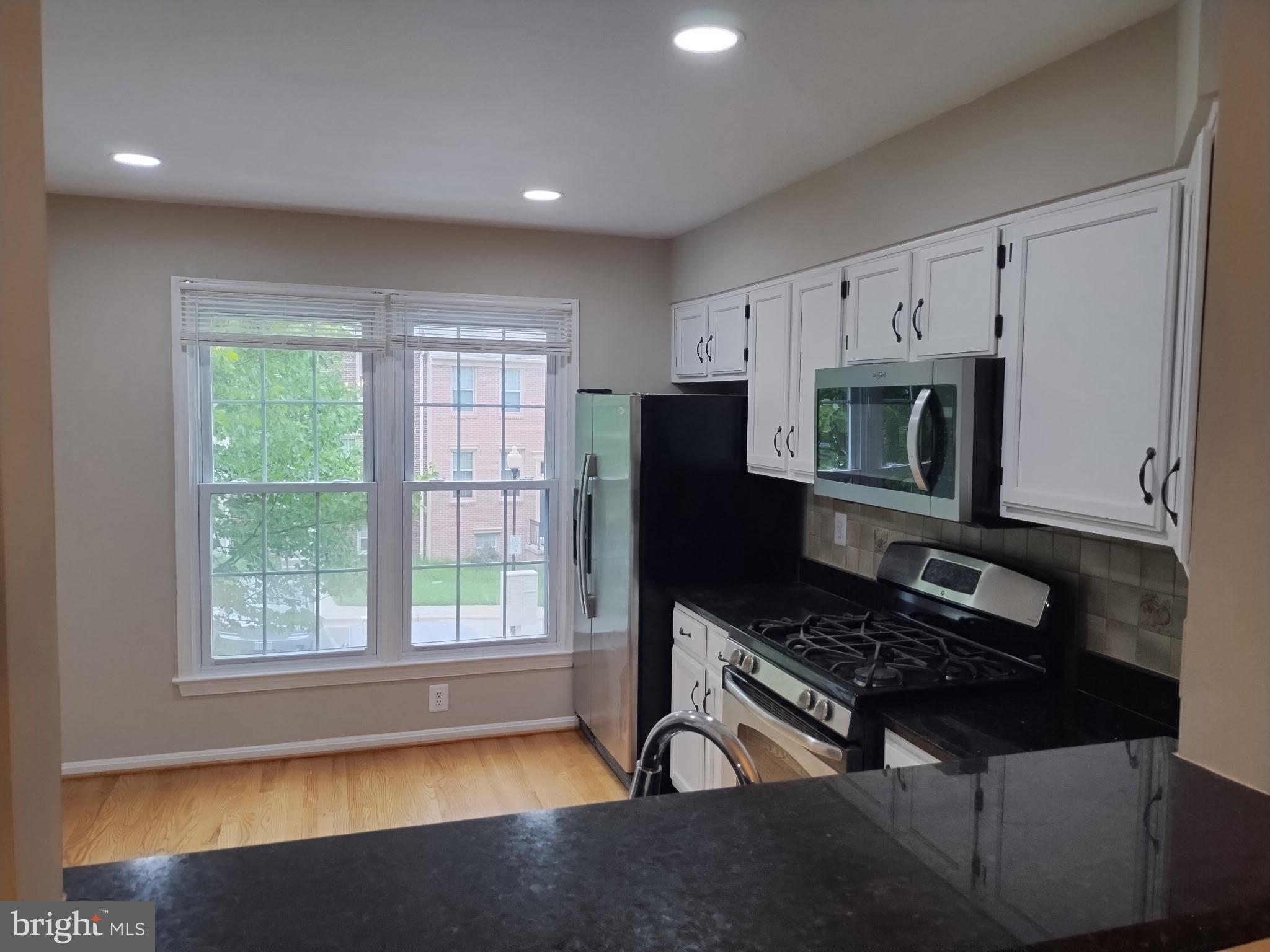 QUAKER HILL - Residential