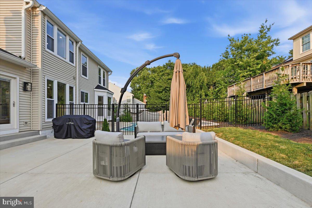 HASTINGS HUNT - Residential