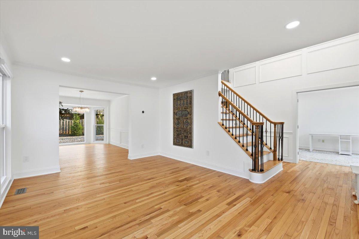 HASTINGS HUNT - Residential